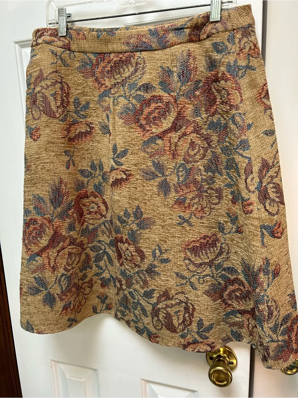 Floral Tapestry A-Line Skirt. Tan w/Rust&Blue Accents. Fully lined. Hidden zipr